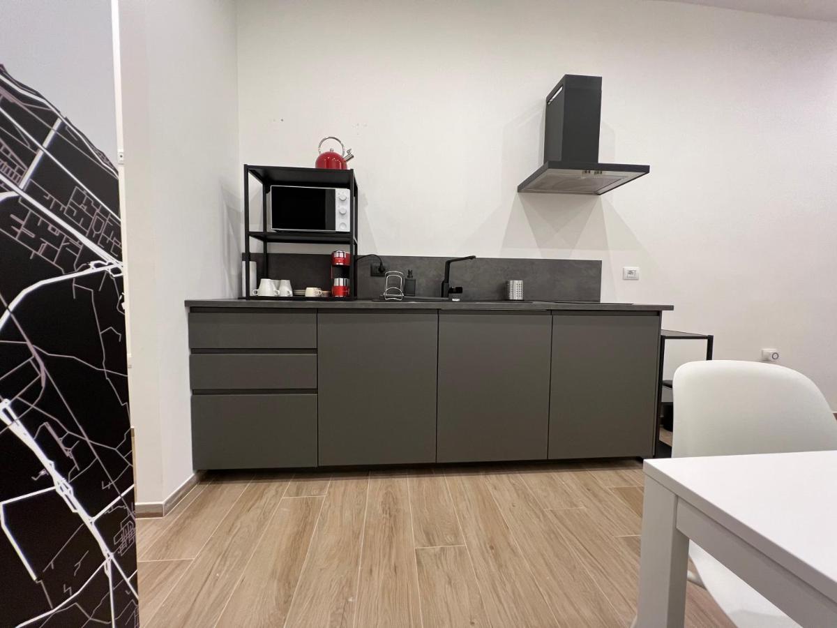 Citywise Vittorio - Independent Apartment Near Bari Central Station מראה חיצוני תמונה